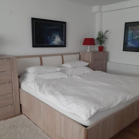 Apartment Berglez Шкофья-Лока Экстерьер фото