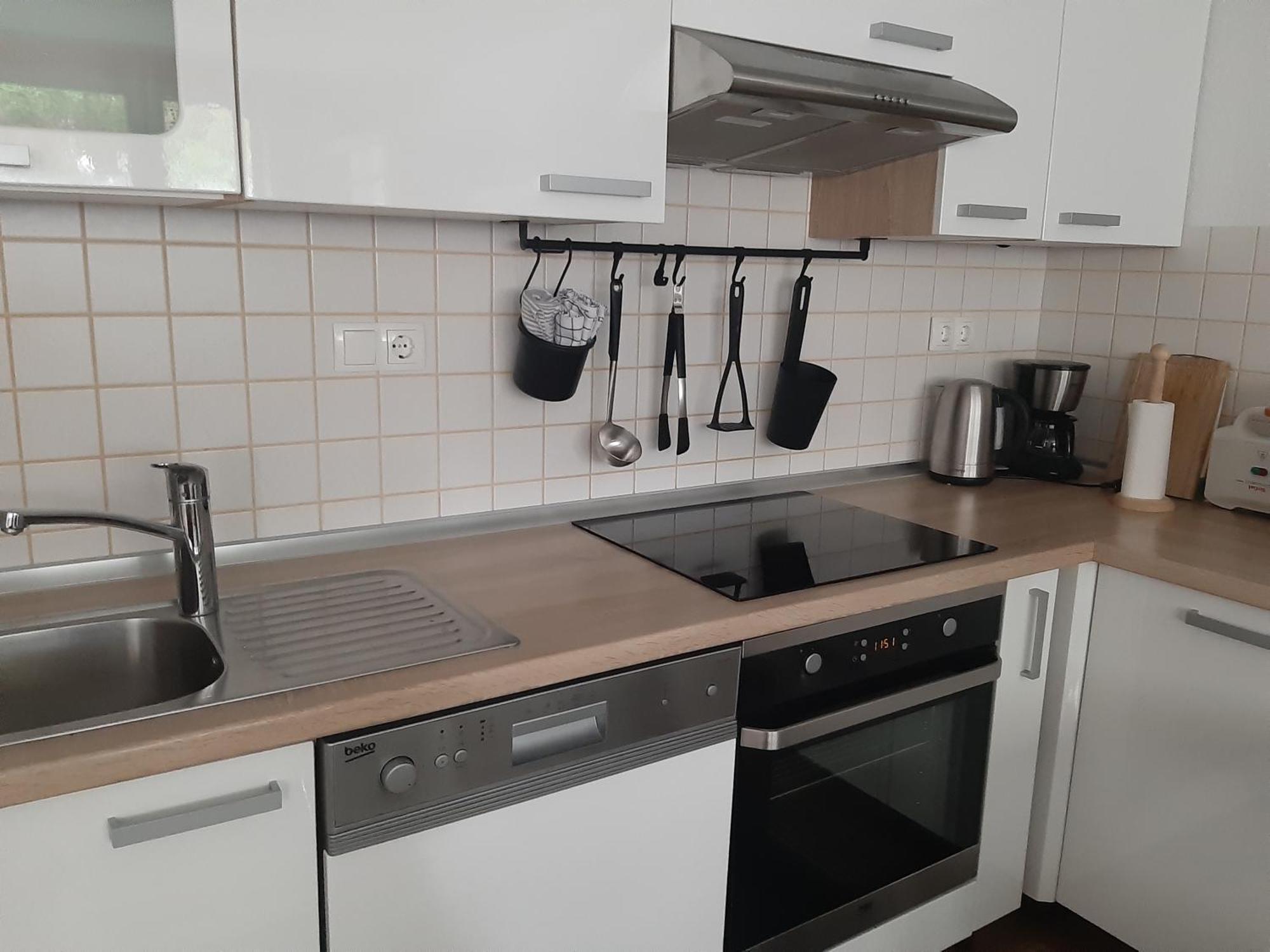 Apartment Berglez Шкофья-Лока Экстерьер фото