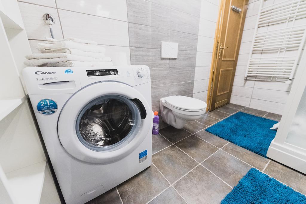 Apartment Berglez Шкофья-Лока Экстерьер фото